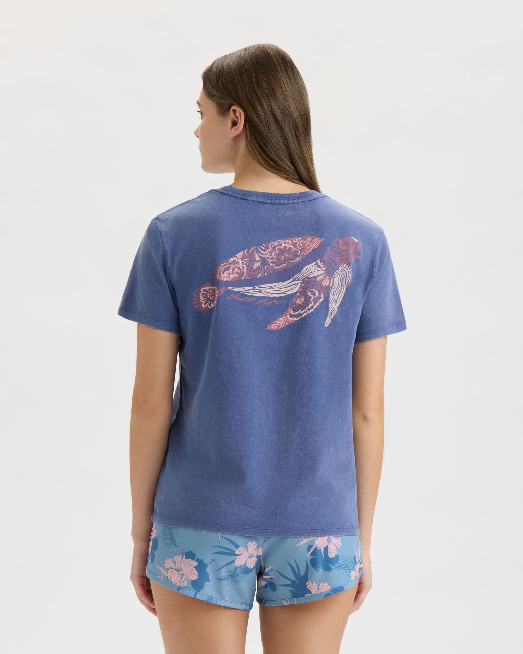 Women's Ocean Turtle Boyfriend Tee - Image 4