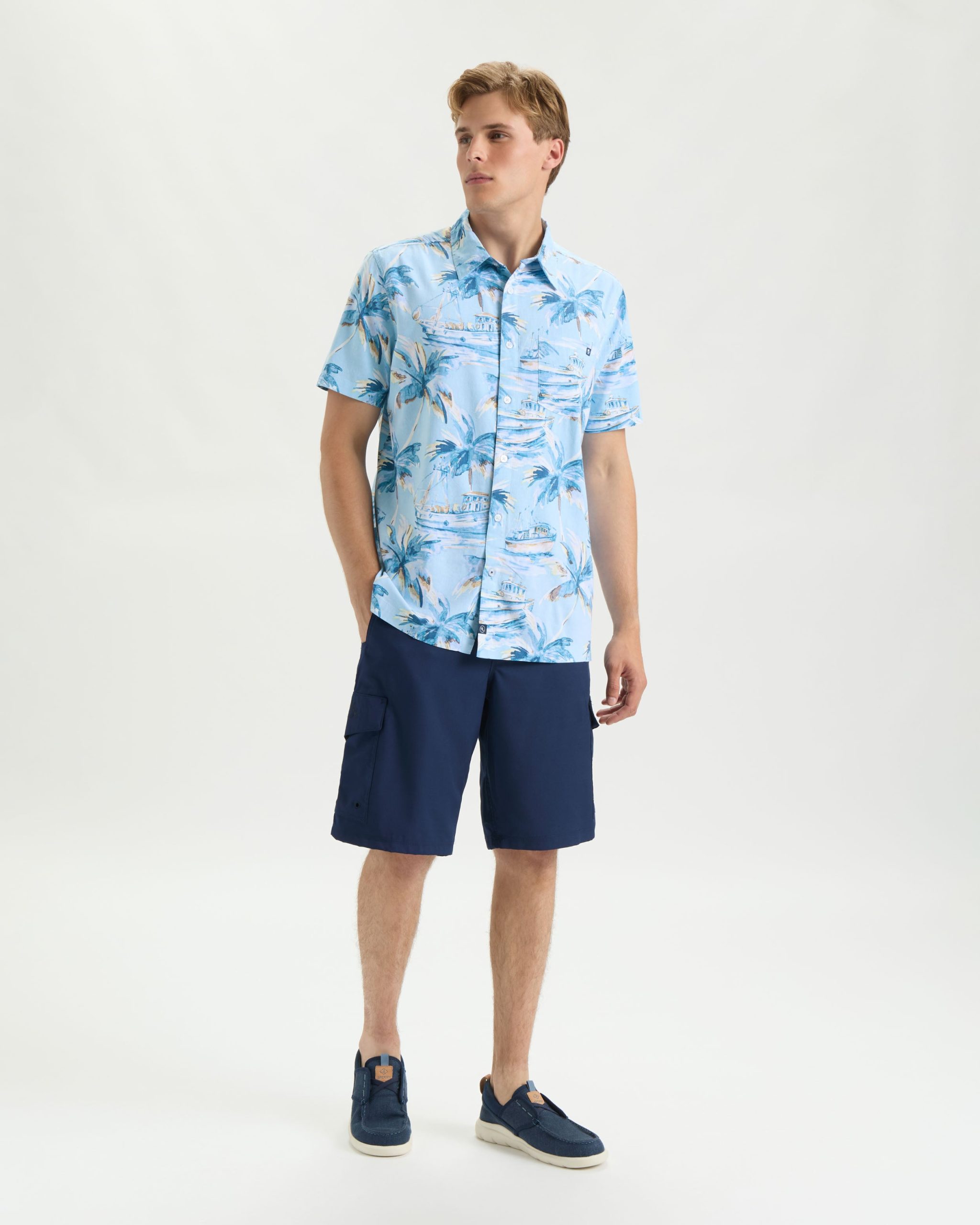 Men's Tropic Reverie Woven Shirt - Image 6